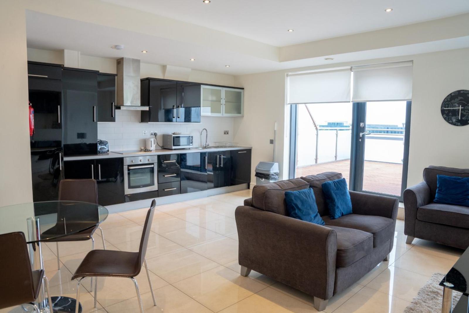 The Western Citypoint Apartments Голуэй Экстерьер фото
