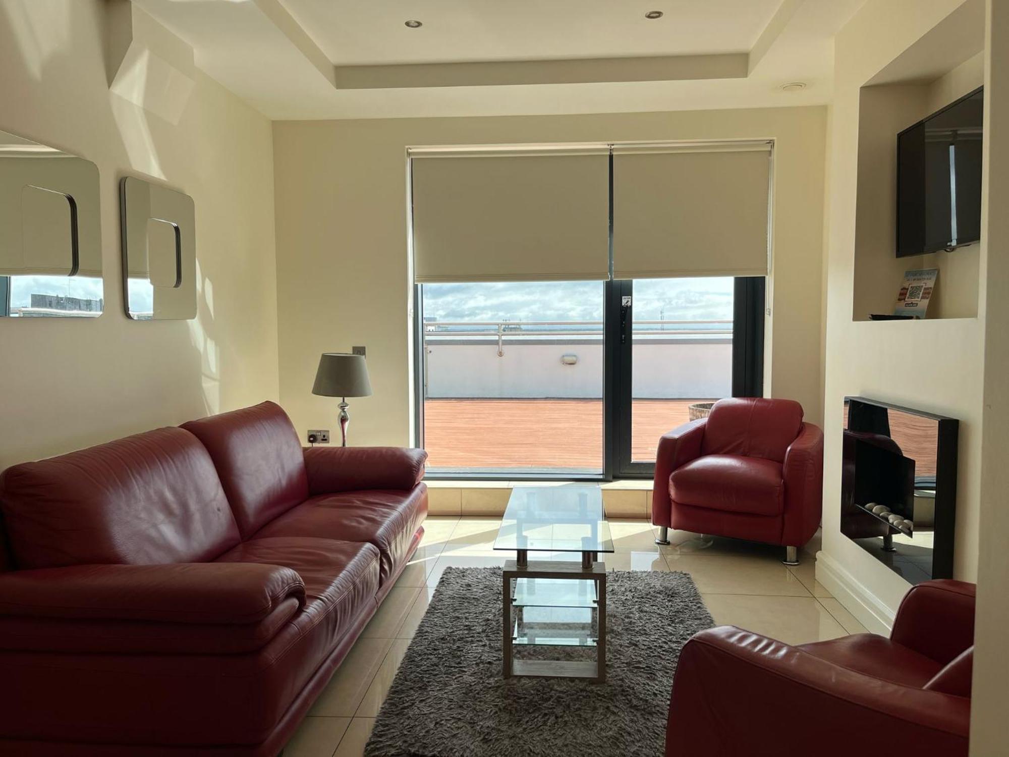 The Western Citypoint Apartments Голуэй Экстерьер фото