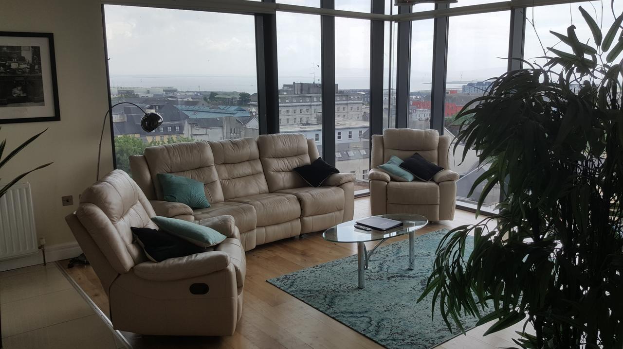 The Western Citypoint Apartments Голуэй Экстерьер фото